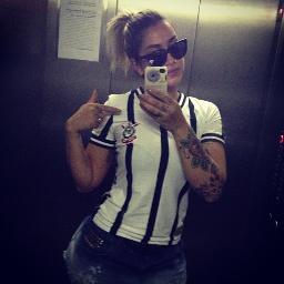Fã clube em homenagem a @Dbolina uma das pessoas mais importantes  da TV , criado dia 18/11 e seguido por ela . http://t.co/u2qt8Gns