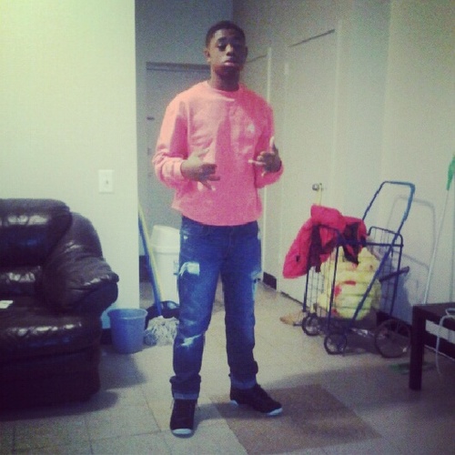 living life and get Money Money over bitches lol Bang Bang