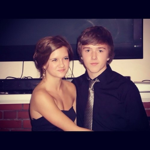 geiger_kayley's profile picture. Family | friends | My love
032412, Forever. 
Instagram ; kayleywalts_
& follow treywalts_