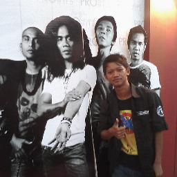 vanoslanker's profile picture. Cinta itu indah, Cinta itu air, Walau apapun yang terjadi ku kan selalu memanjakan kamu

LoeGoeFriend

I SLANK U

PEACE LOVE UNITY RESPECT