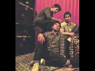 tuesdaypoetry's profile picture. CP: @folker_idealizm 085693353523 - Email tuesdaypoetry@ymail.com legoso99@gmail.com     we are the alternative british from jakarta.. We'll sing it for you