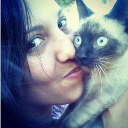 Diasgomes89's profile picture. ... Sou louca por que esse mundo não merece a minha lucidez...