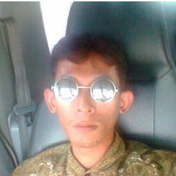 focus,have fun,silent,gak suka ktidak adilan,dan lempeng2 aje..ahemm,gw gak tau yg menilai orang lain kok.hihihi...