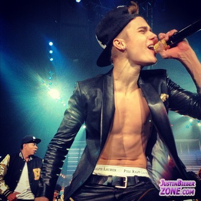 Someday I will meet @justinbieber . I love him. 3