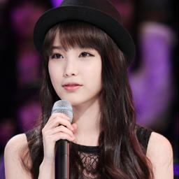 ฮัลโหล ~ ไอยู รั่ว มึน อึน หื่น ตลอดเวลา 555  แต่ฟอลมาคุยกันเถอะ~!! รับรองจะติดใจ -.,-  #93line
[Real : @lily199iu ] #BGFAM