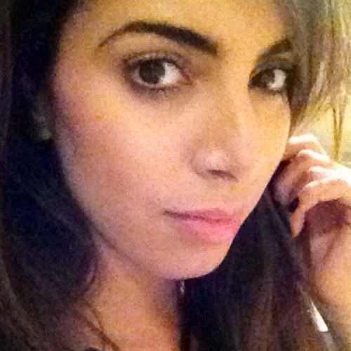 zuzuaroz's profile picture. Wardrobe Stylist Assistant,Personal Stylist and Shopper, Fashion addict and Food lover.