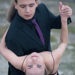 Tango studio Et Machibo (Maria and Peter) is a tango school in Sofia, Bulgaria. We are tango devotees, tangeuros, perfomers and teachers.