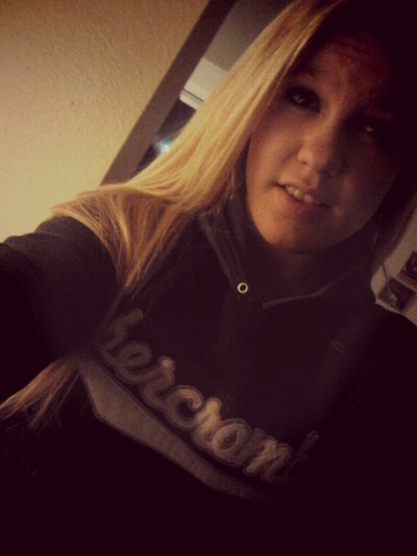 kaylakristin69's profile picture. 