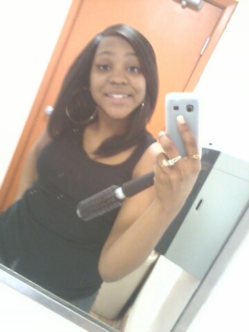 just a girl who comes from the ghetto, im educated...  trinna make a couple hundreds