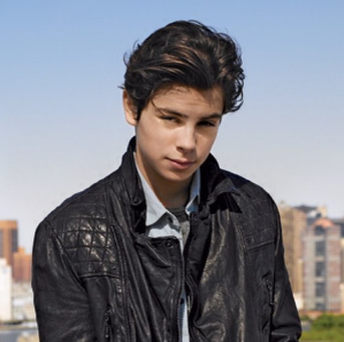 Parents left me on a doorstep and now im alone in this town. Taken by @sexyhottiesarah she is mine