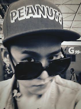 Hoooo...~~FA~~ #BlakJacks  ~~ ...VIP ... ~~     l 2NE1 & TEDDY l