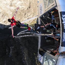 LittleTLodge's profile picture. Most of the sports. Travel. Gin. A good book. Liberal leftie.