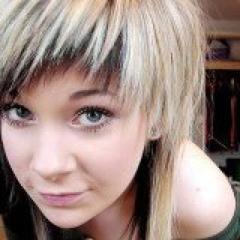 Hi, my Name is Paulina and i come from Germany.