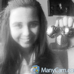 Hi, I'am Mirqna and i'am from bulgaria .. :) i play volleyball .. number 9 :3 .. I sing and draw very well :) anddd i love 1D and more i love Zayn Malikk :)) :*