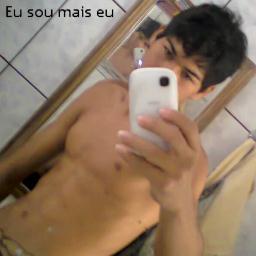 não ligo pra quem me deicha nem abandono quem me quer..