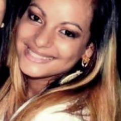 marcellycowgirl's profile picture. Ω Aquela que sofre quando perde,que sorri quando ganha;que chora quando simplismente quer chorar; não sou perfeita, assim como você também não é;eu sou assim...