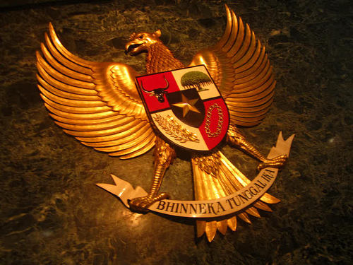 Harga mati untuk Negara Kesatuan Republik Indonesia dan Pancasila serta UUD 1945, sebagai dasar negara !