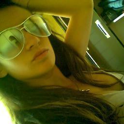 19 anos,SÃO PAULINA adorooo pagode futebol funk  ..... amo a vida e os amigos Uma pessoa ao mesmo tempo complicada e perfeitinha....s2 LOVE .... W