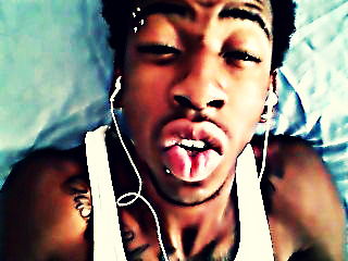 Follow ME I FOLLOW BACK FAST!!