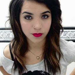 uma garota perdida no mundo.