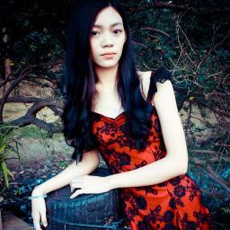 sheenna232's profile picture. Fashionista-James Bond Addict-Korean Products collector-I love science-Different-I love Books-I'm not a person that giving up easily-And Foremost I love Piano.