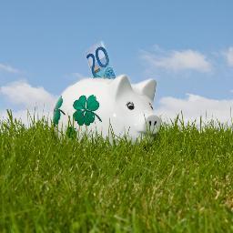 stromchecker's profile picture. Die Strompreischecker 19.9 Cent je kWH auch 2013. zeigen Sie Ihrem Stromanbieter die rote Karte.