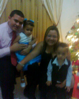 Lcdo en Contaduria Publica... Luchador, honesto, capaz y enamorado de mi bella familia..!!