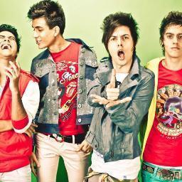 desativado por enquanto! não desisti dos meninos e  amo demais.
 FCO DESDE :06/03/2010 ama eles? Segue aí