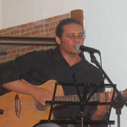 Músico, Cantor, Compositor, Comentarista de Rádio, Palestrante. LIBERDADE DE EXPRESSÃO. IGNORE O QUE NÃO GOSTE
AMAR LUBANGO CITY
https://t.co/i9znaj5C9y