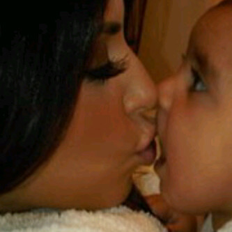 I'm just a Ձ0 year old girl , trying to live a beautiful & lovely life ..♥ أصول القانون .. لا تعرف الأصول