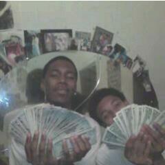 Mr. Juug Around The City With Yo Bitch