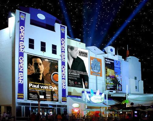 largest discotheque in Latin America, 3 floors 9 bars, capacity for more than 6000 people, amazing nightclub!