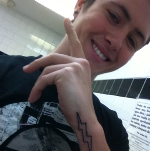 jakazuluBtB's profile picture. You'll never make it if you can't speak for yourself.