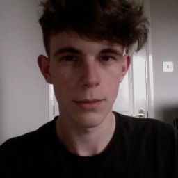 23, Web & Graphic Designer,