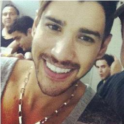 Essa pagina é pra todos os fãs do Gusttavo Lima. Se vc é fã e ama muito ele, aqui é seu lugar. Na familia FC Viciadas Em GL sempre com você s2