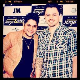 Tá no meu pensamento sentimento que não muda
Tô louca para te ver, só quero amar você♪  SantoAndré/SP- @Jorgeemateus @mateusjem ♥  Dona: @JeehCarvalhojem *-*