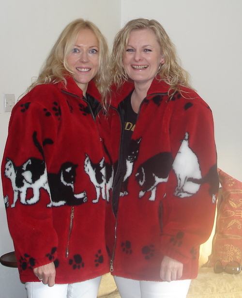 Sisters who own W.A.S.S.U.P. We love dancing & having fun. 2 dogs Rowley & Regis & our blokes Gilb & Jase am brothers. Proud Black Country babs!