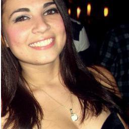 Apenas me conheça , não me julgue e nem me condene por achar que eu posso ser quem vc espera ;)