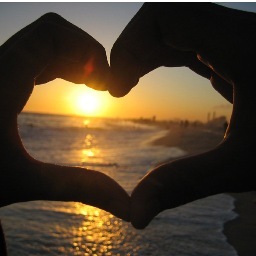 ThatsSoooTrueee's profile picture. Tweet what we all really think, but just can't quite say.