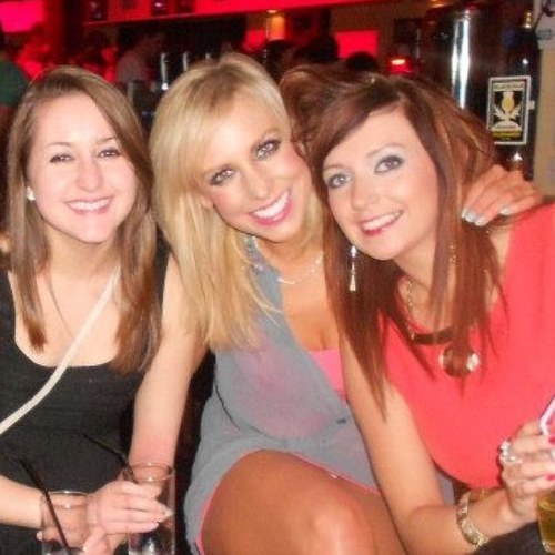 sarahgood21's profile picture. Best things in life come free 