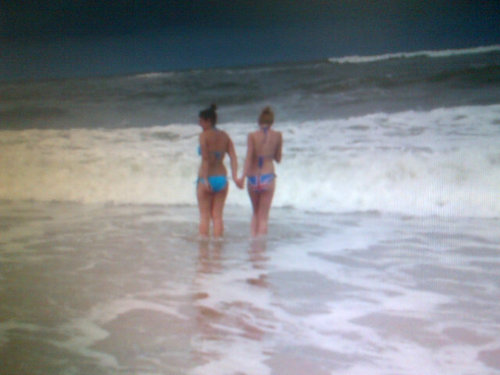 Follow my other account @chloeabelcher, thankyouu
