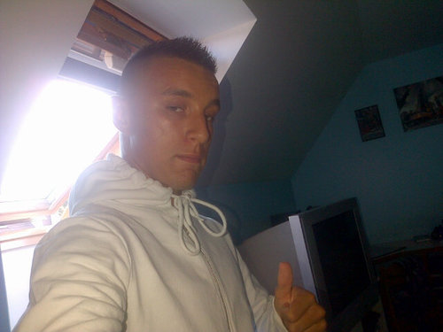 #teamPsg / #teambbm / j'aime la zaltanisation de l'europe :) #team974. Fan de Zlatan #team Zlatan