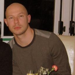 ChrisyMFitness's profile picture. Working towards a freaky deadlift🤞 
Au naturel Powerlifter
40 yo
6'3"
105kg / 231lbs ish...
DL goal: 250kg