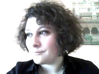 FraBrie's profile picture. You may say I'm a dreamer...diceva qualcuno. Curiosa. E credo che un sorriso a volte serva a rendere il mondo un posto migliore. O almeno spero.