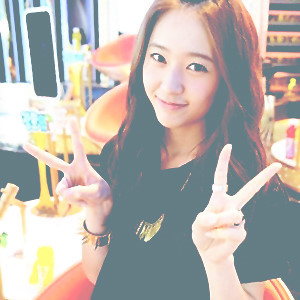 hellenjoa's profile picture. 