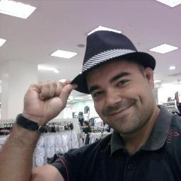 Olá, eu sou o Ðяєкน!