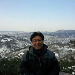 구속과 간섭은 싫다.
freud. jung.엘리아데..
현실을 직시하며 내일은  꿈꾼다.