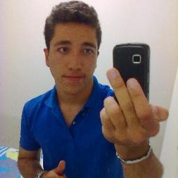 Sou O cara da musica do Roberto Carlos ;P kkkk
