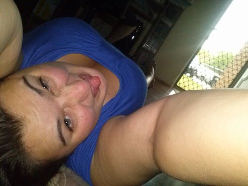 ChellySaunders's profile picture. 