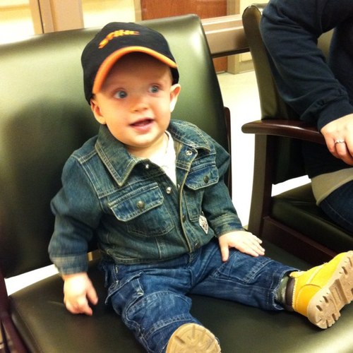 Cowboytootall's profile picture. Hi, I am a cowboy, rodeo announcer, stilt walker/entertainer, chain saw artist, as well as a really nice guy. -):o)